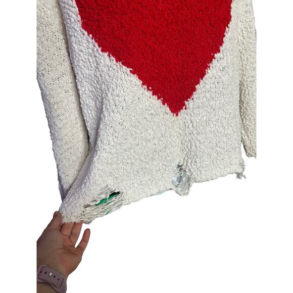 Main Strip scoop neck cream white red heart teddy sweater distressed hem Small - Picture 3 of 4